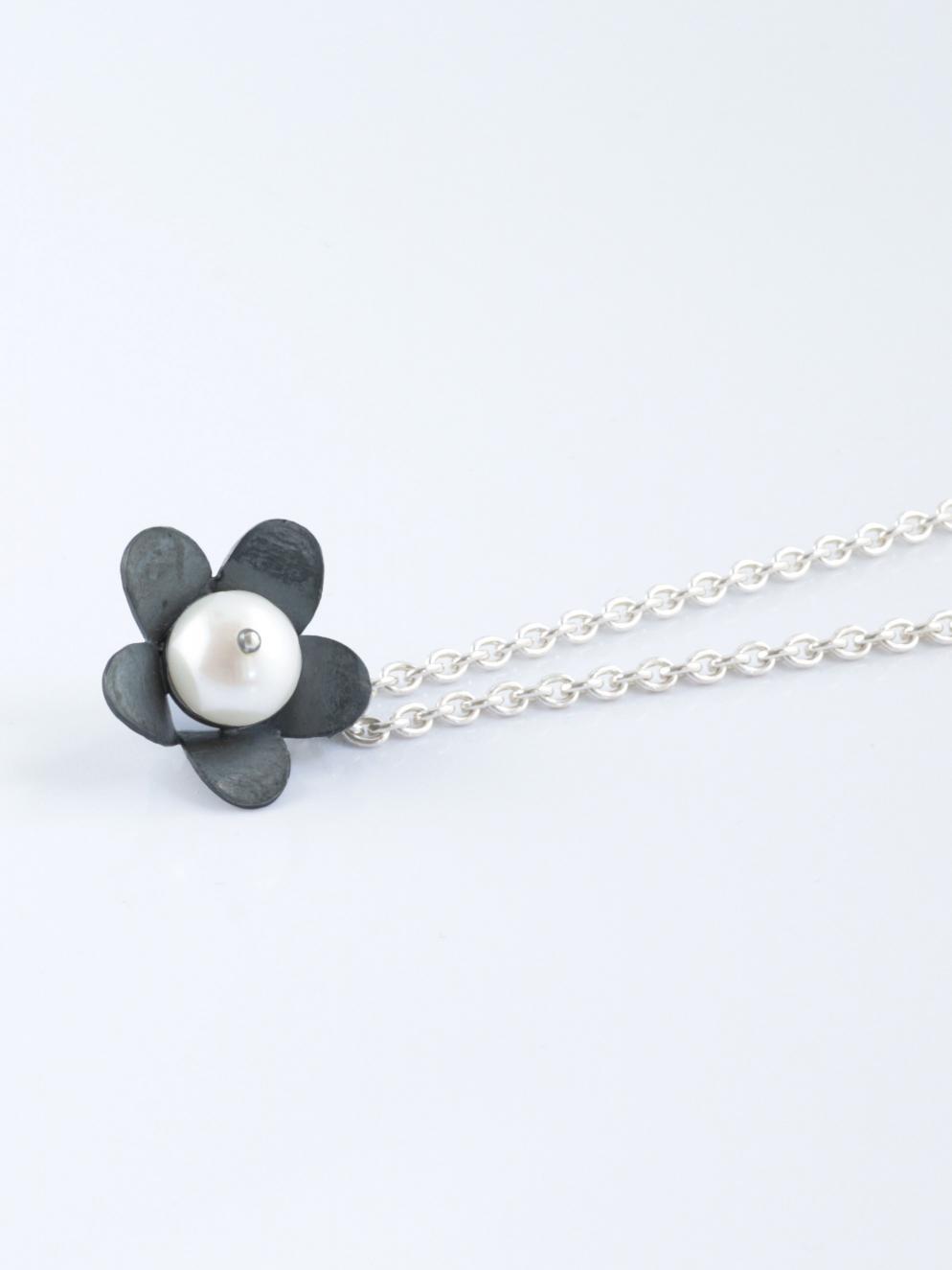 Collana Fiore Brunito
